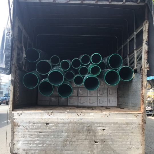 ỐNG GÂN NHỰA XANH BƠM HÚT CÁT